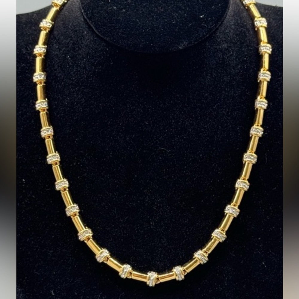 Nina Ricci Gold-Tone Link Necklace w/ Crystal Stations – Classic Chic 16”